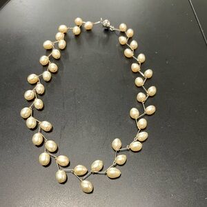 Beautiful real pearl necklace